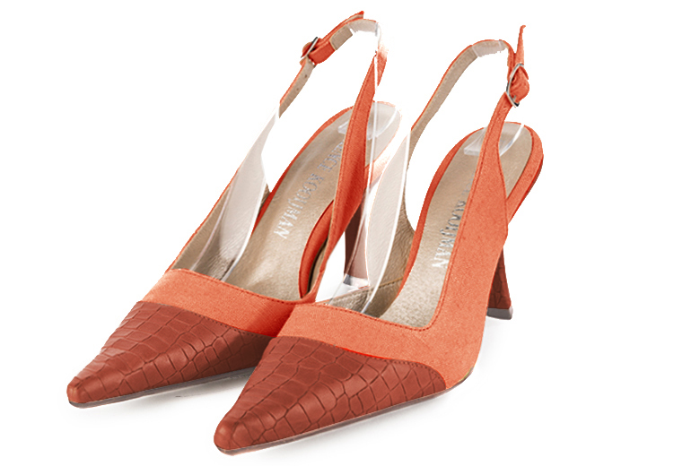 Chaussure femme à brides :  couleur orange corail. Bout pointu. Talon haut bobine Vue avant - Florence KOOIJMAN