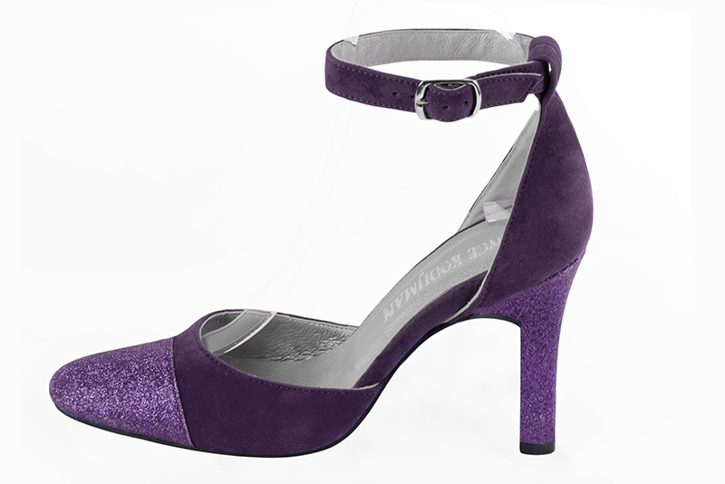 Chaussure femme à brides : Chaussure côtés ouverts bride cheville couleur violet améthyste. Bout rond. Talon très haut trotteur. Vue de profil - Florence KOOIJMAN