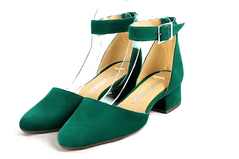 Chaussure femme à brides : Chaussure côtés ouverts bride cheville couleur vert émeraude. Bout rond. Petit talon bottier Vue avant - Florence KOOIJMAN