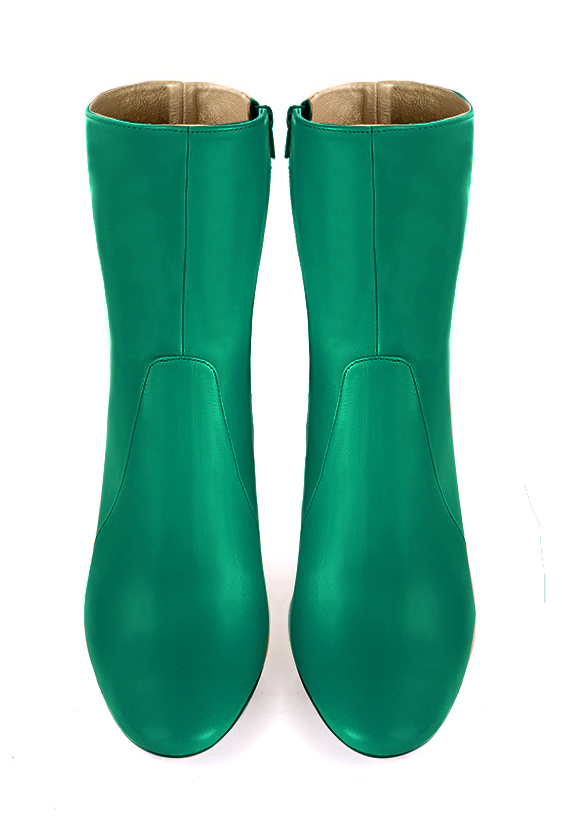 Boots femme : Boots fermeture éclair à l'intérieur couleur vert émeraude. Bout rond. Talon haut bottier. Vue du dessus - Florence KOOIJMAN