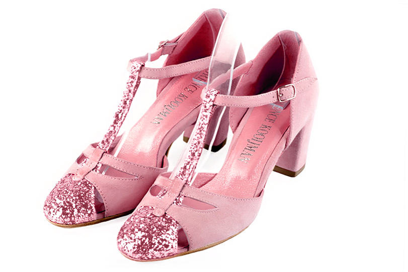 Chaussure femme à brides : Salomé côtés ouverts couleur rose camélia. Bout rond. Talon mi-haut bottier Vue avant - Florence KOOIJMAN
