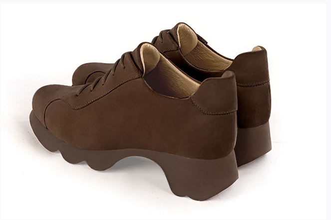 Chaussure femme à lacets : Derby sport couleur marron chocolat.. Vue arrière - Florence KOOIJMAN