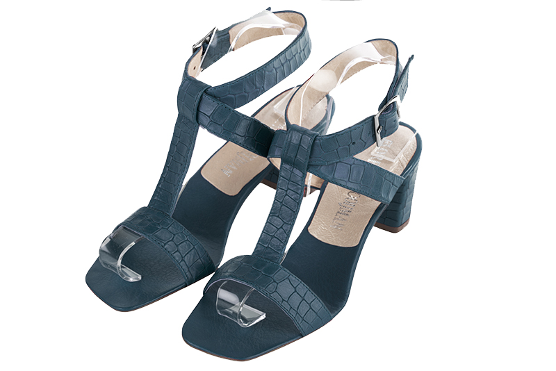 Sandale femme : Sandale soirées et cérémonies couleur bleu denim. Bout carré. Talon mi-haut bottier Vue avant - Florence KOOIJMAN