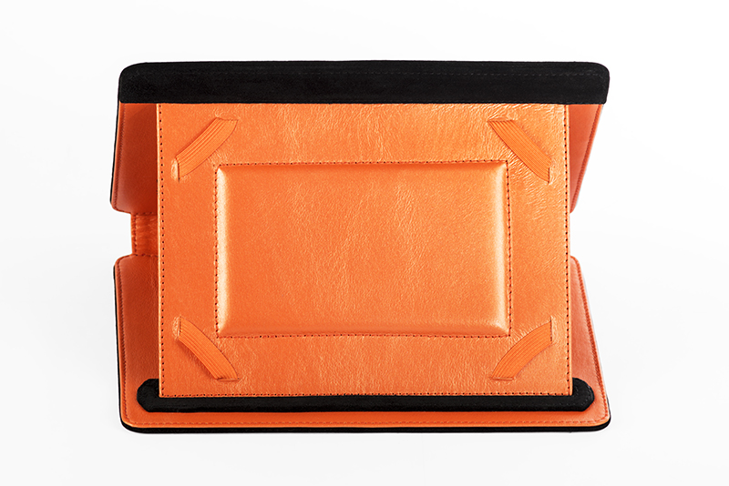 Etui pour tablette orange abricot et noir mat haut de gamme. Personnalisation. Vue de profil - Florence KOOIJMAN