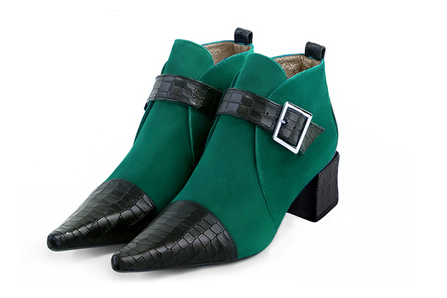 Boots femme : Boots avec des boucles à l'avant couleur noir satiné et vert émeraude. Bout pointu. Talon mi-haut bottier Vue avant - Florence KOOIJMAN