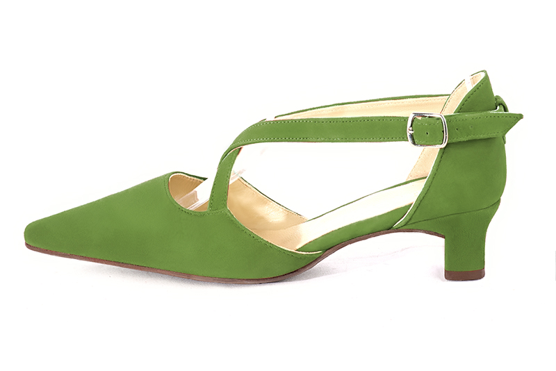 Chaussure femme à brides : Chaussure côtés ouverts brides croisées couleur vert anis. Bout effilé. Petit talon trotteur. Vue de profil - Florence KOOIJMAN