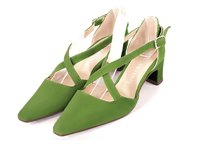 Chaussure femme à brides : Chaussure côtés ouverts brides croisées couleur vert anis. Bout effilé. Petit talon trotteur Vue avant - Florence KOOIJMAN