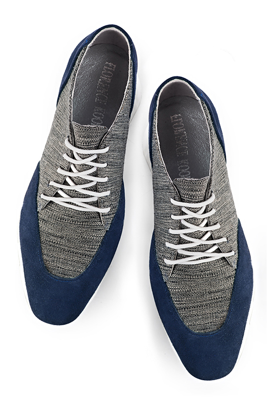 Chaussure femme à lacets : Derby sport couleur bleu marine et gris acier. Bout carré. Semelle gomme petit talon. Vue du dessus - Florence KOOIJMAN