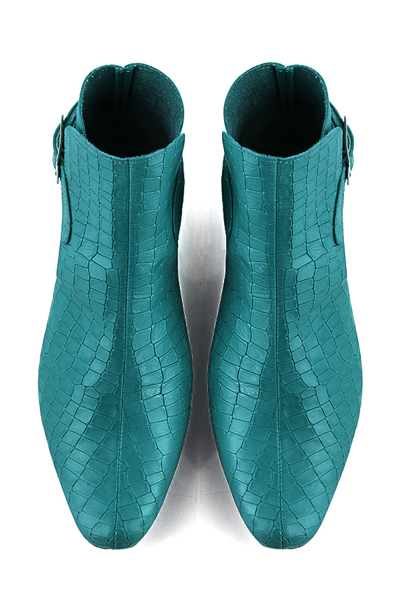 Boots femme : Boots avec des boucles à l'arrière couleur bleu turquoise. Bout rond. Petit talon bottier. Vue du dessus - Florence KOOIJMAN