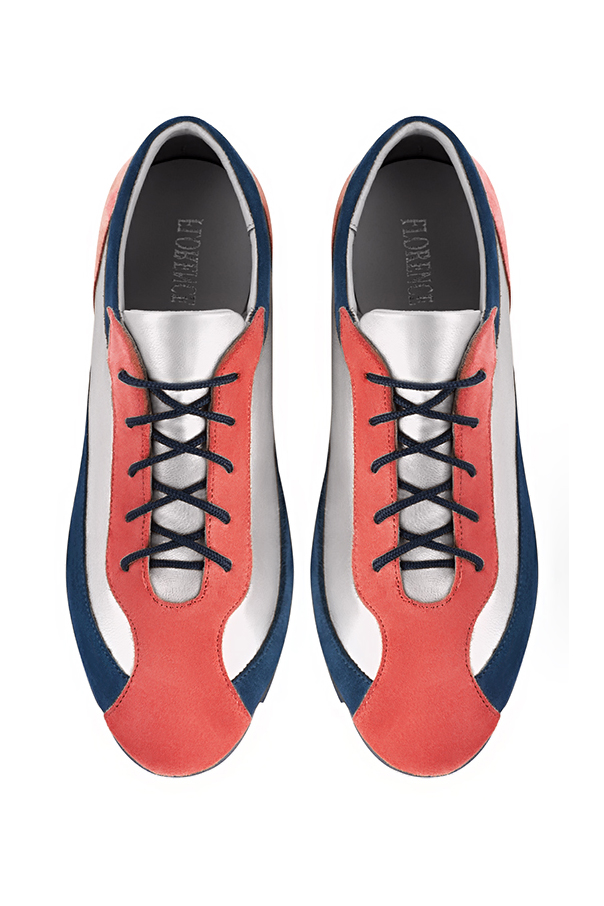 Basket femme habillée : Sneaker urbain tricolore couleur orange saumon, argent platine et bleu marine. Semelle fine. Doublure cuir. Vue du dessus - Florence KOOIJMAN