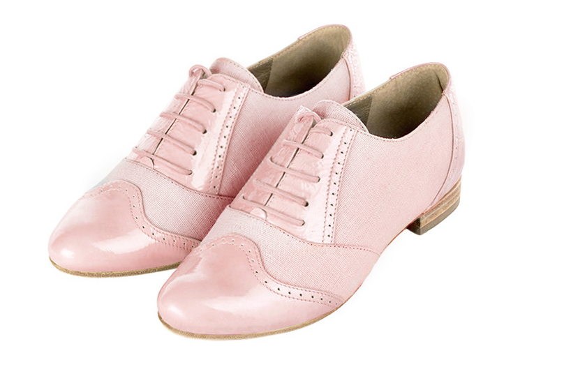 Chaussure femme à lacets : Derby original couleur rose pâle. Vue avant - Florence KOOIJMAN