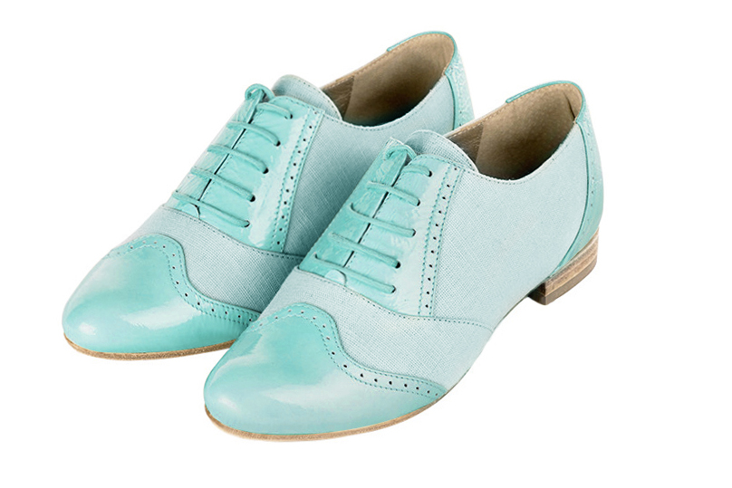 Chaussure femme à lacets : Derby original couleur bleu lagon. Vue avant - Florence KOOIJMAN