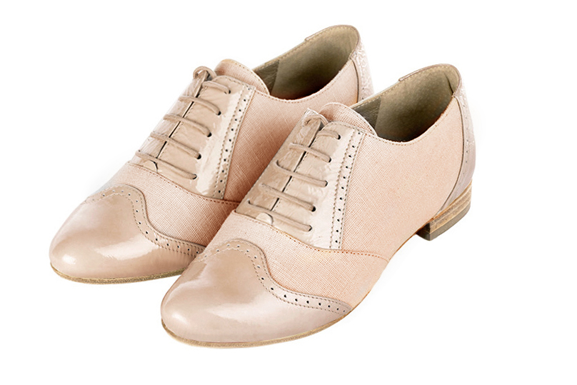 Chaussure femme à lacets : Derby original couleur rose poudré. Vue avant - Florence KOOIJMAN
