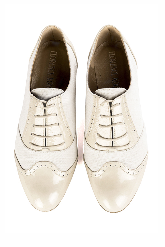Chaussure femme à lacets : Derby original couleur blanc ivoire.. Vue du dessus - Florence KOOIJMAN