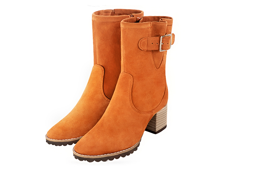 Boots femme : Boots avec des boucles sur le côté couleur orange abricot. Bout rond. Talon mi-haut bottier Vue avant - Florence KOOIJMAN