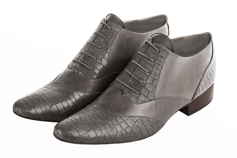 Chaussures homme à lacets type derbies ou richelieux :  couleur gris cendre.. Bout rond. Semelle cuir talon plat Vue avant - Florence KOOIJMAN