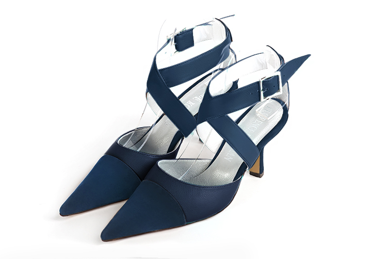 Chaussure femme à brides : Chaussure arrière ouvert avec des brides croisées couleur bleu marine. Bout pointu. Talon haut bobine Vue avant - Florence KOOIJMAN