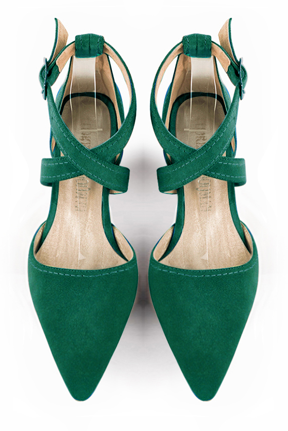 Chaussure femme à brides : Chaussure côtés ouverts brides croisées couleur vert émeraude. Bout effilé. Petit talon évasé. Vue du dessus - Florence KOOIJMAN