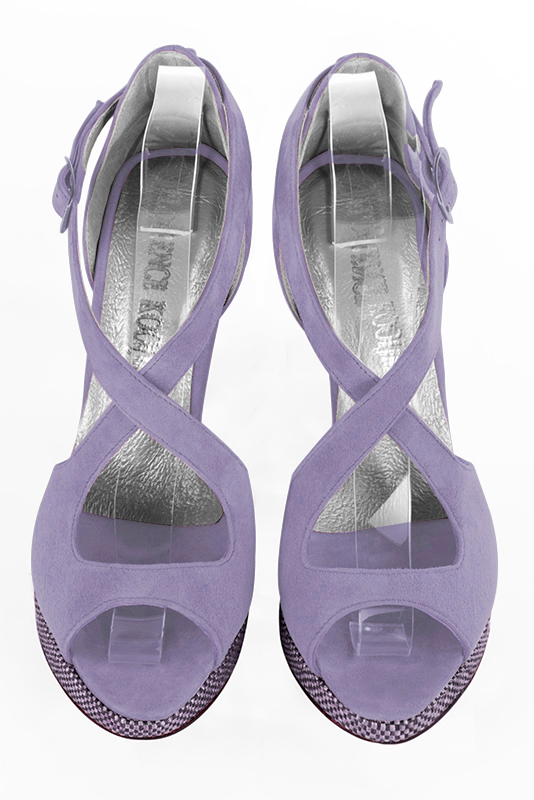 Sandale femme : Sandale soirées et cérémonies couleur violet parme. Bout rond. Talon très haut fin. Plateforme à l'avant. Vue du dessus - Florence KOOIJMAN