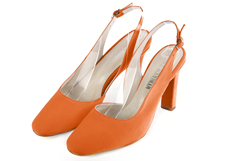 Chaussure femme à brides :  couleur orange clémentine. Bout rond. Talon haut trotteur Vue avant - Florence KOOIJMAN