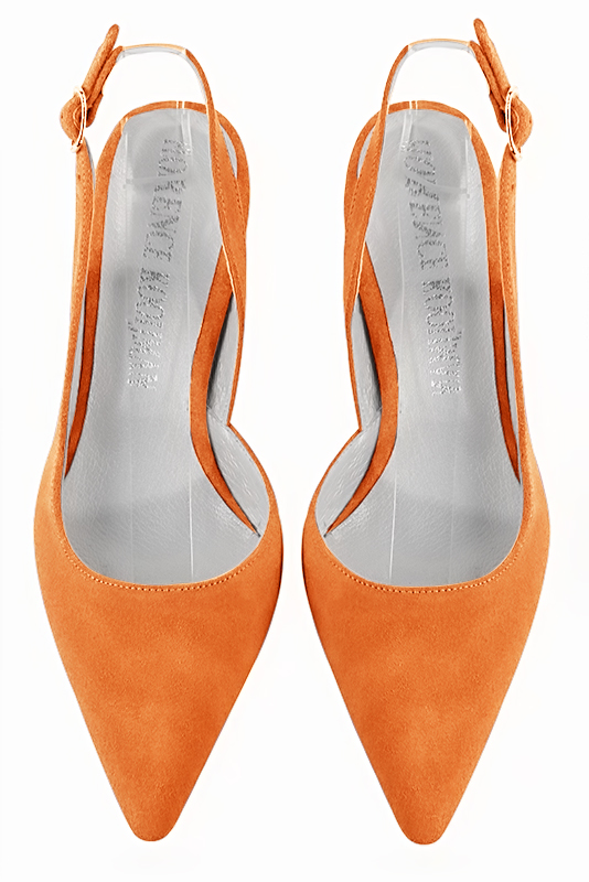 Chaussure femme à brides :  couleur orange abricot. Bout pointu. Talon mi-haut évasé. Vue du dessus - Florence KOOIJMAN