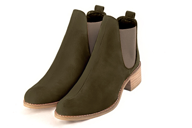 Boots femme : Boots élastiques sur les côtés couleur vert kaki et beige mastic. Bout rond. Semelle cuir petit talon Vue avant - Florence KOOIJMAN