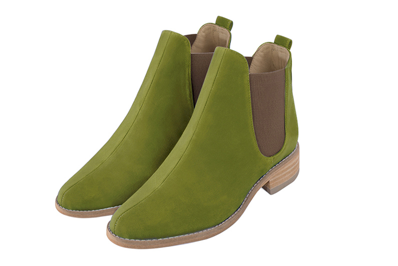 Boots femme : Boots élastiques sur les côtés couleur vert pistache et marron taupe. Bout rond. Semelle cuir talon plat Vue avant - Florence KOOIJMAN