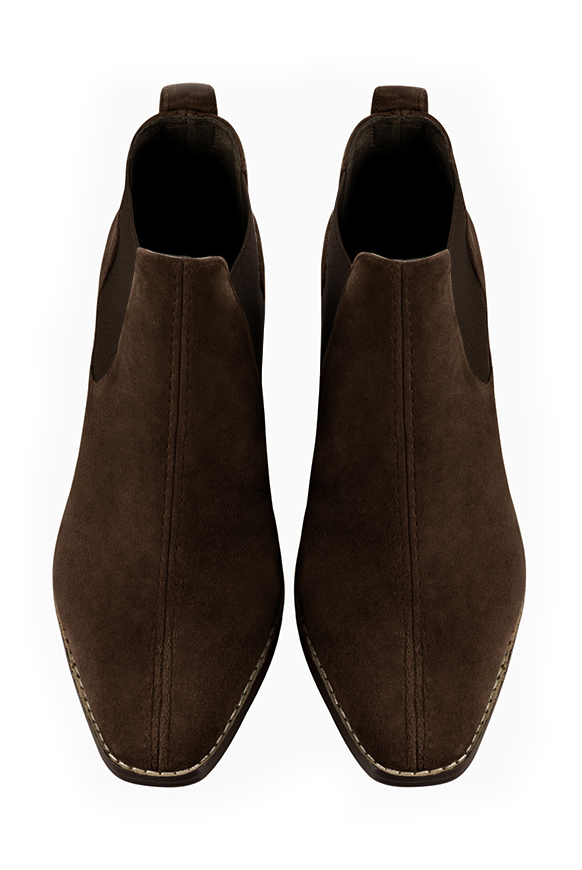 Boots femme : Boots élastiques sur les côtés couleur marron ébène. Bout carré. Talon mi-haut bottier. Vue du dessus - Florence KOOIJMAN