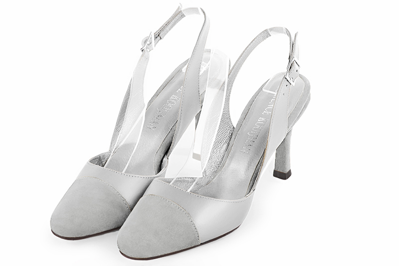 Chaussure femme à brides :  couleur gris perle et argent platine. Bout rond. Talon haut fin Vue avant - Florence KOOIJMAN