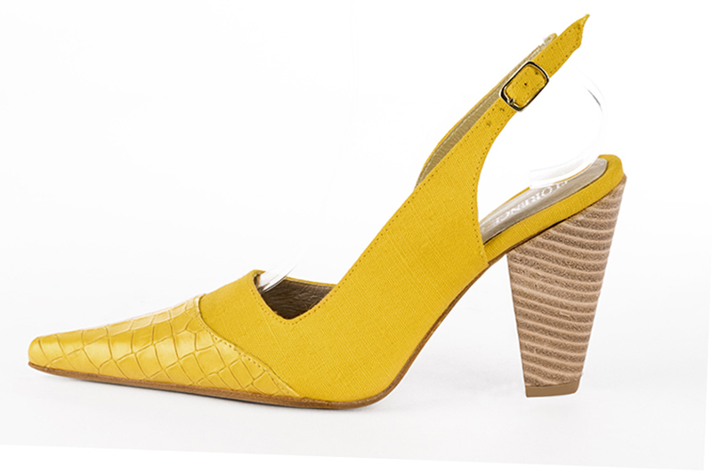 Chaussure femme à brides :  couleur jaune soleil. Bout pointu. Talon haut conique. Vue de profil - Florence KOOIJMAN