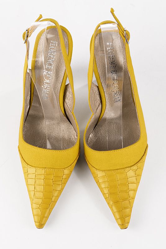 Chaussure femme à brides :  couleur jaune soleil. Bout pointu. Talon haut conique. Vue du dessus - Florence KOOIJMAN