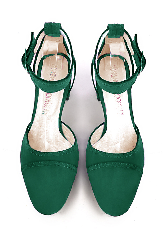 Chaussure femme à brides : Chaussure côtés ouverts bride cheville couleur vert émeraude. Bout rond. Talon mi-haut évasé. Vue du dessus - Florence KOOIJMAN