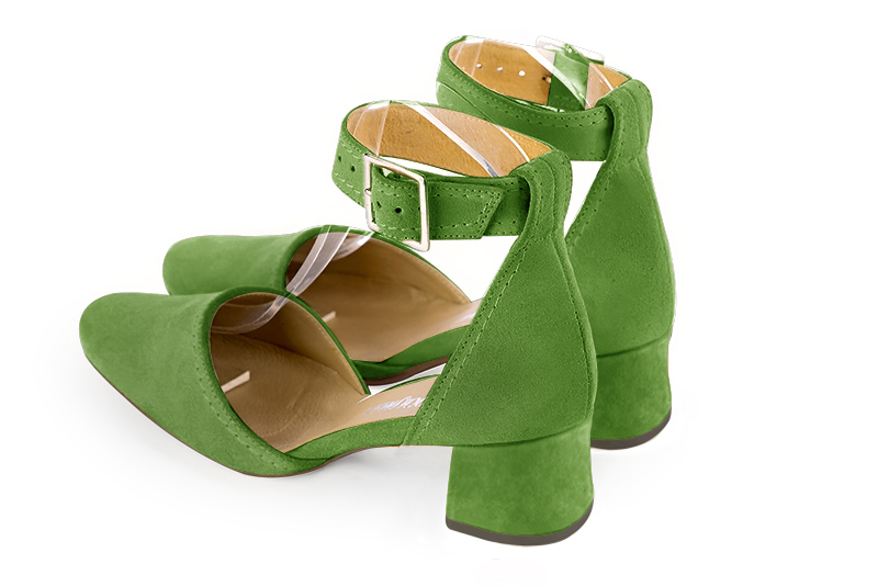 Chaussure femme à brides : Chaussure côtés ouverts bride cheville couleur vert anis. Bout rond. Petit talon évasé. Vue arrière - Florence KOOIJMAN