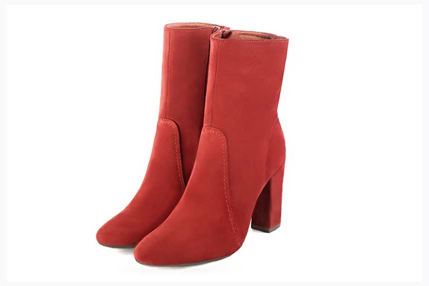 Boots femme : Boots fermeture éclair à l'intérieur couleur rouge coquelicot. Bout rond. Talon haut bottier Vue avant - Florence KOOIJMAN