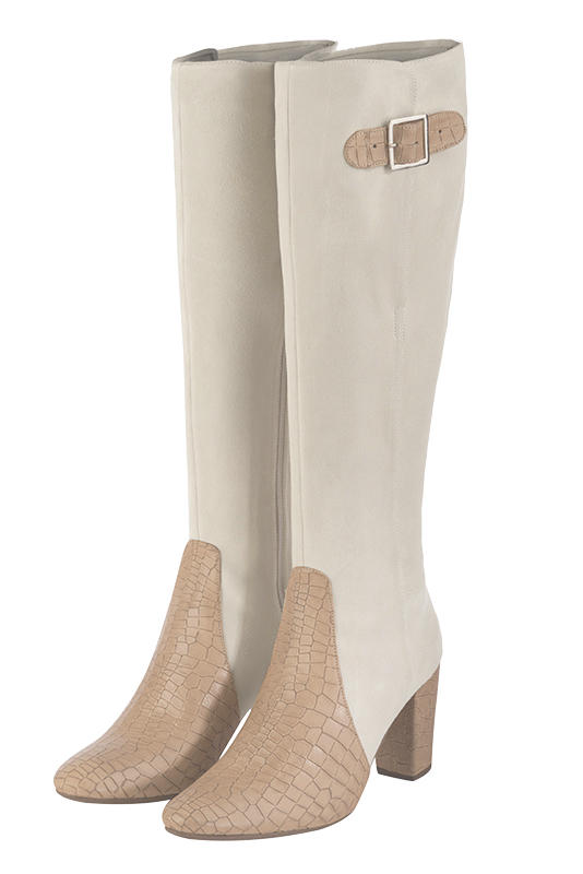 Botte femme : Bottes femme avec des boucles sur mesures couleur beige sahara et blanc cassé. Bout rond. Talon haut bottier. Vue avant - Florence KOOIJMAN