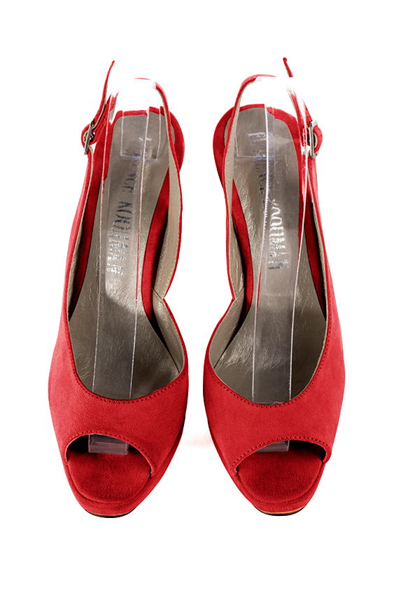 Sandales élégantes et raffinées pour soirées et cérémonies, coloris rouge coquelicot. Bout rond. Très haut. Talon fin. Plateforme à l'avant. Cérémonie, soirée, cocktail, évènementiel. Personnalisation : Choix des cuirs, 
                des couleurs et des talons. Petites et grandes pointures. - Florence KOOIJMAN