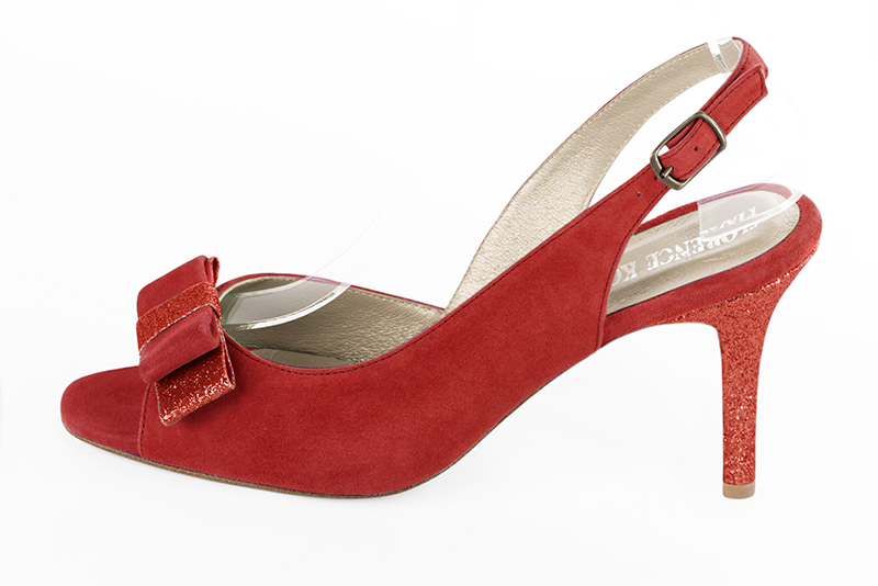 Sandale femme : Sandale soirées et cérémonies couleur rouge coquelicot. Bout rond. Talon haut fin. Vue de profil - Florence KOOIJMAN
