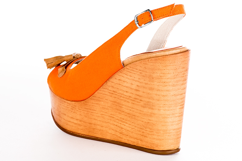 Sandale femme : Sandale soirées et cérémonies couleur orange clémentine et beige camel.. Vue arrière - Florence KOOIJMAN