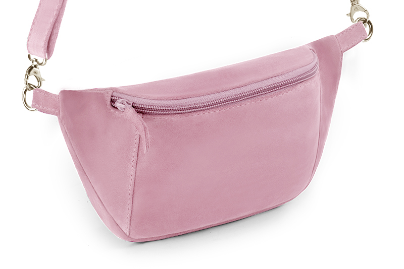 Pochette femme habillée  rose camélia pour mariage, cérémonies et soirées. 
            Personnalisation Vue avant - Florence KOOIJMAN