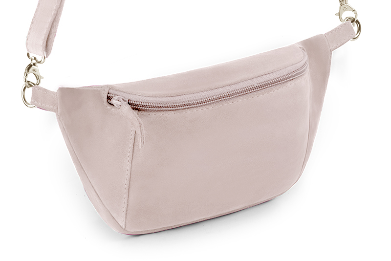 Pochette femme habillée  rose poudré pour mariage, cérémonies et soirées. 
            Personnalisation Vue avant - Florence KOOIJMAN