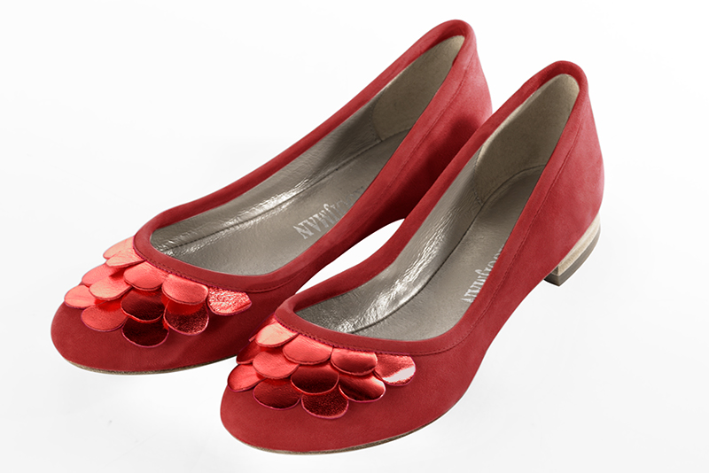 Chaussure femme plate : Ballerine sans talon haut de gamme couleur rouge coquelicot. Choix des talons - Florence KOOIJMAN