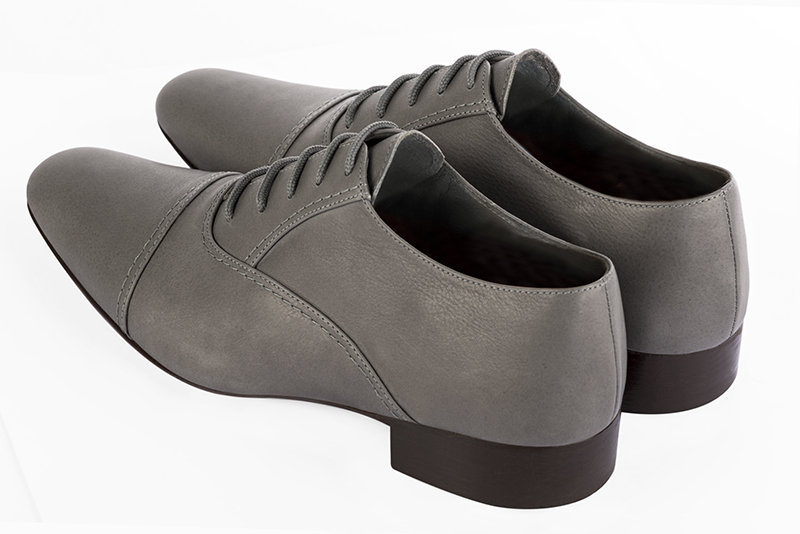 Chaussures homme à lacets type derbies ou richelieux :  couleur gris cendre.. Vue arrière - Florence KOOIJMAN