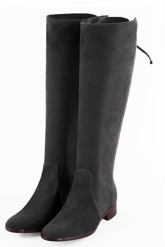Bottes femme élégantes et raffinées, avec des lacets à l'arrière, réalisées sur mesure, coloris gris acier. Bout rond. Semelle cuir plat. Mollets fins ou larges. Personnalisation : Choix des cuirs, des couleurs et des talons. - Florence KOOIJMAN