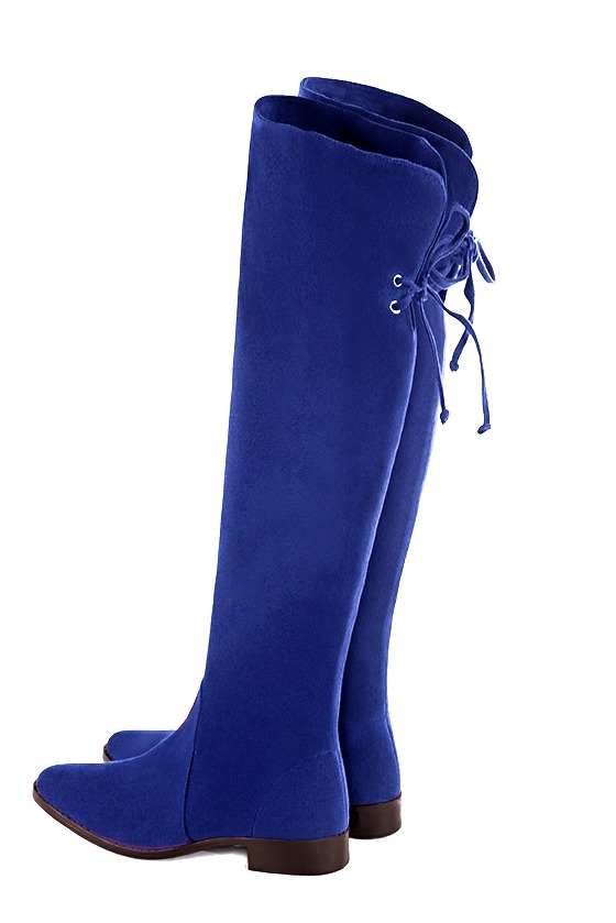 Cuissarde femme : Cuissardes femme en cuir sur mesures couleur bleu électrique. Bout rond. Semelle cuir talon plat. Vue arrière - Florence KOOIJMAN