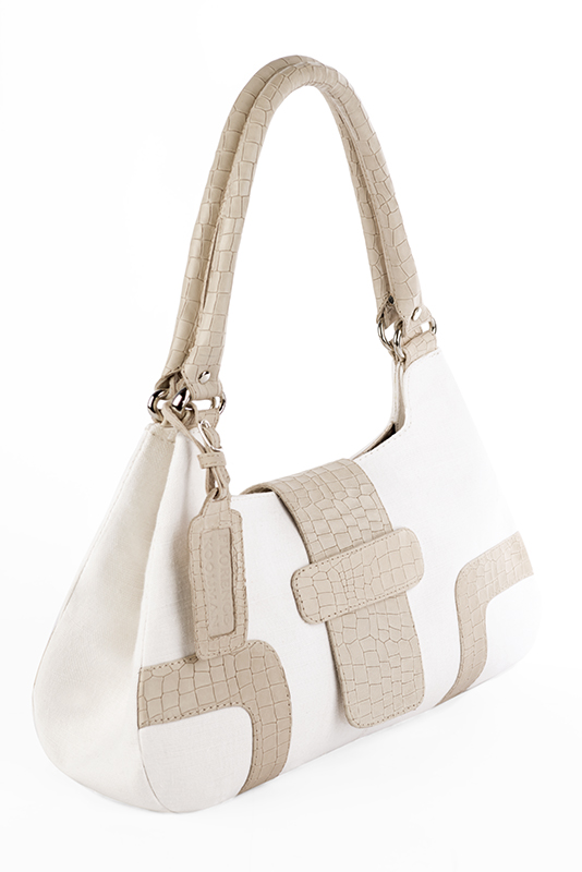 Sac porté à l'épaule habillé femme en cuir blanc cassé et blanc ivoire - Vue porté