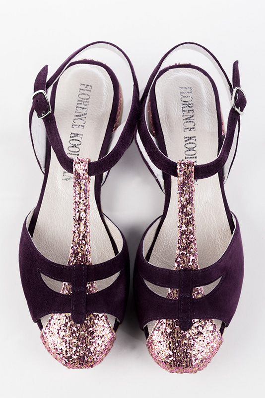 Chaussure femme à brides : Salomé ouverte à l'arrière couleur rose camélia et violet améthyste. Bout rond. Talon plat bottier. Vue du dessus - Florence KOOIJMAN