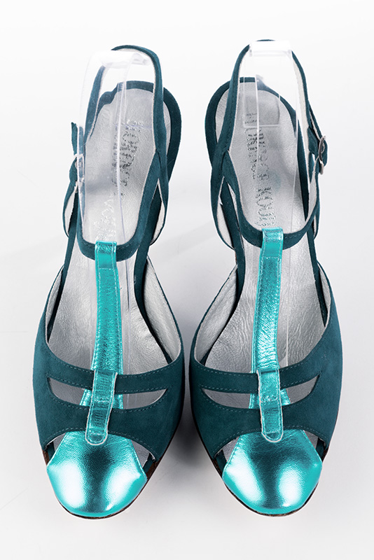 Chaussure femme à brides : Salomé ouverte à l'arrière couleur bleu lagon. Bout rond. Talon très haut fin. Vue du dessus - Florence KOOIJMAN