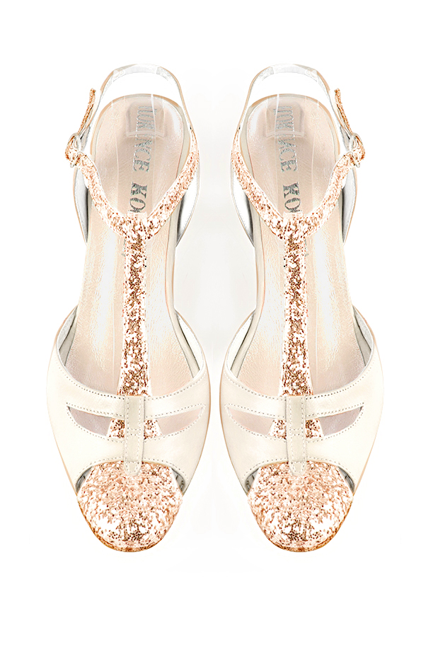 Chaussure femme à brides : Salomé ouverte à l'arrière couleur rose poudré et blanc cassé. Bout rond. Petit talon trotteur. Vue du dessus - Florence KOOIJMAN