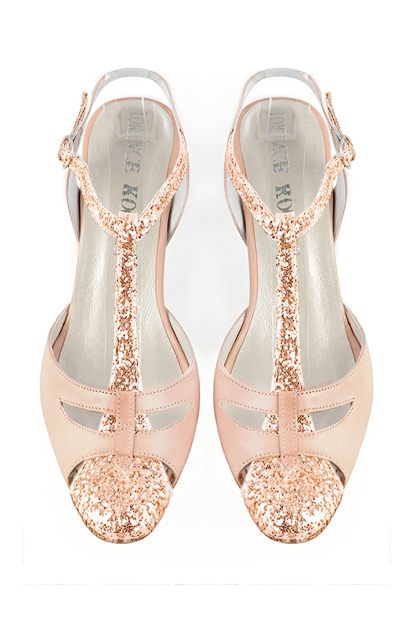 Chaussure femme à brides : Salomé ouverte à l'arrière couleur rose poudré. Bout rond. Petit talon trotteur. Vue du dessus - Florence KOOIJMAN
