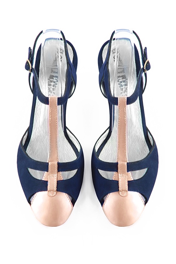 Chaussure femme à brides : Salomé ouverte à l'arrière couleur rose poudré et bleu marine. Bout rond. Talon mi-haut fin. Vue du dessus - Florence KOOIJMAN
